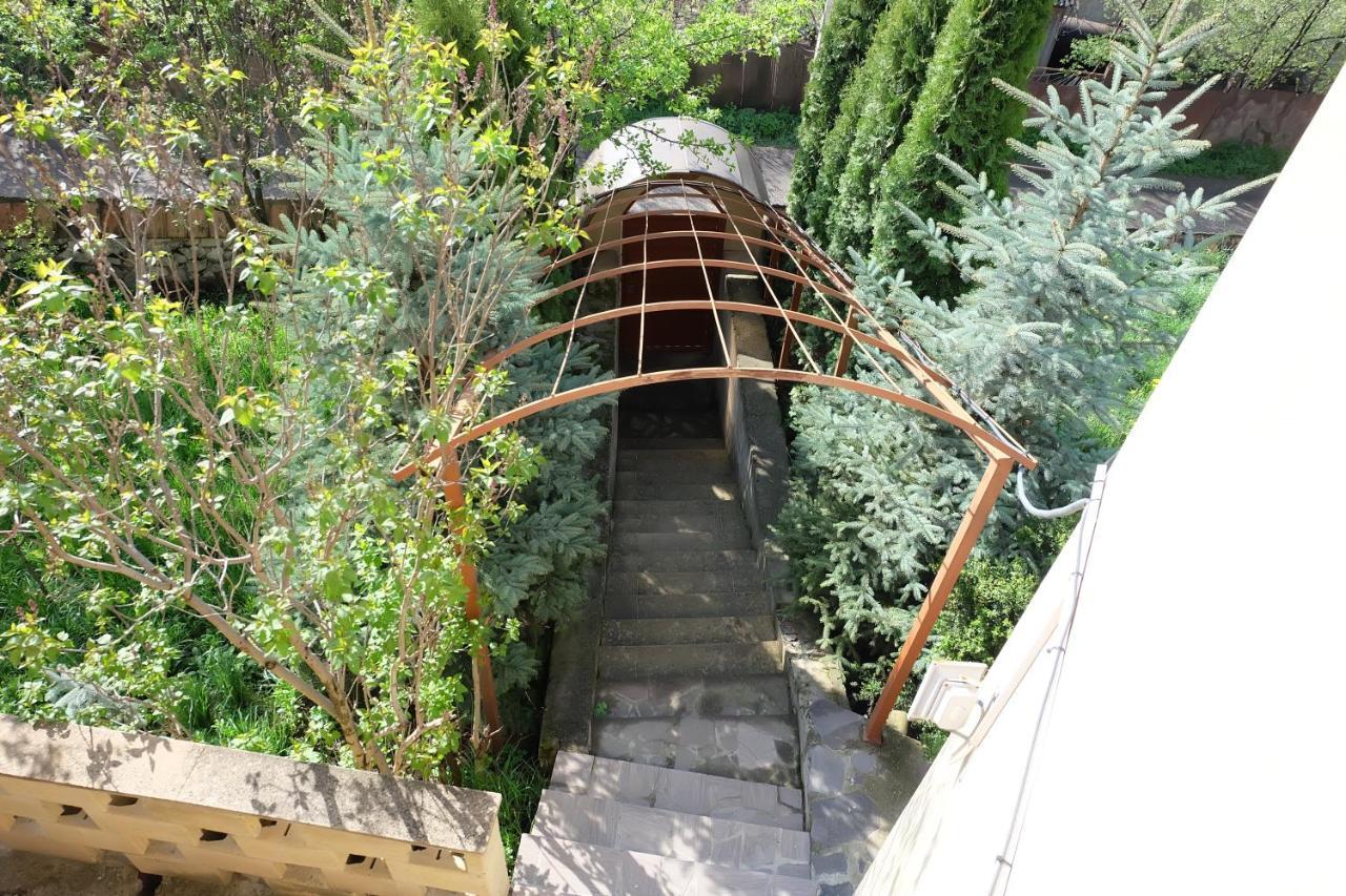 Dil Hill By Sam Bed & Breakfast Dilijan Exterior foto